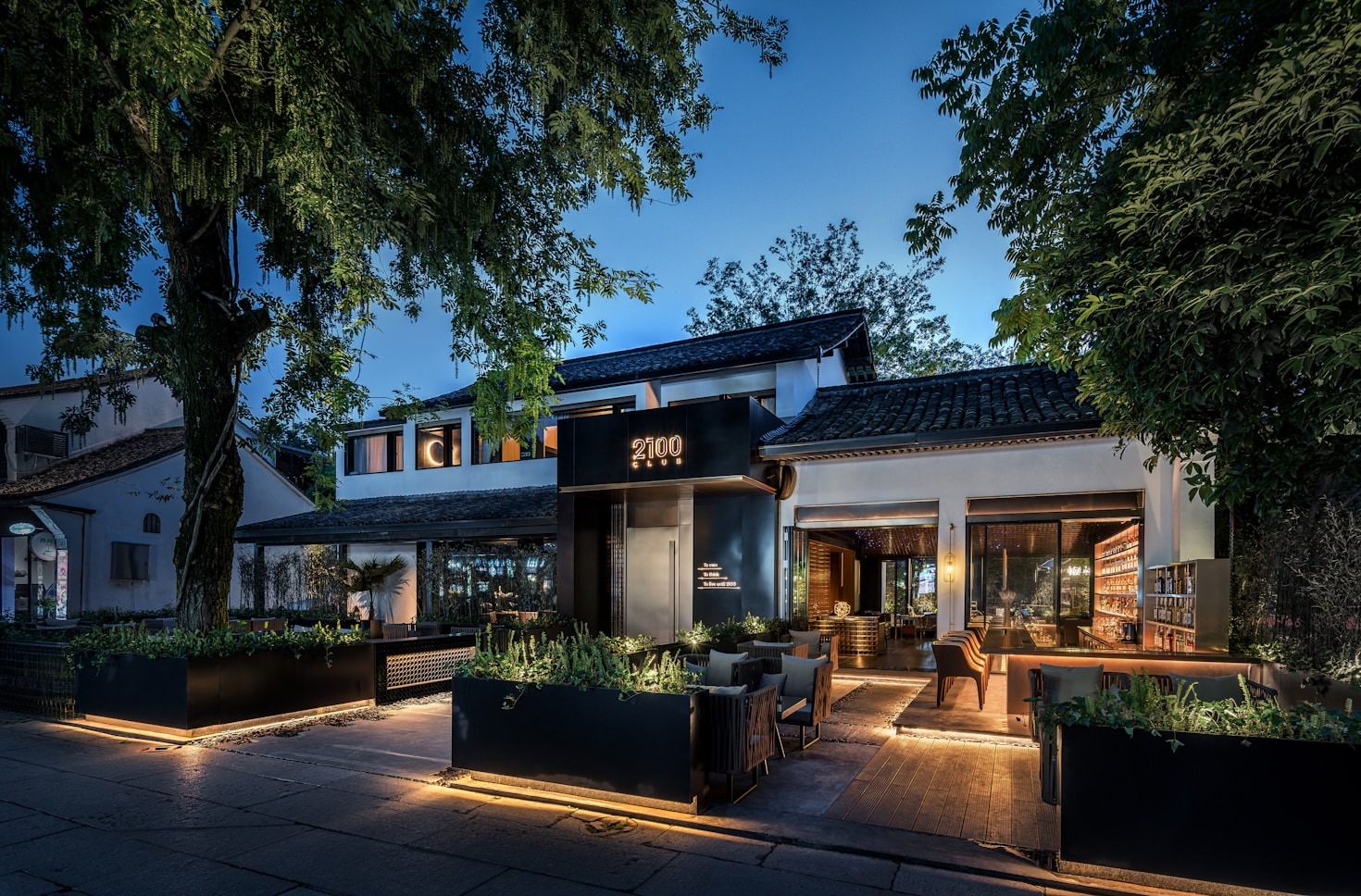 How Minimalist Design Enhances Luxury Living
